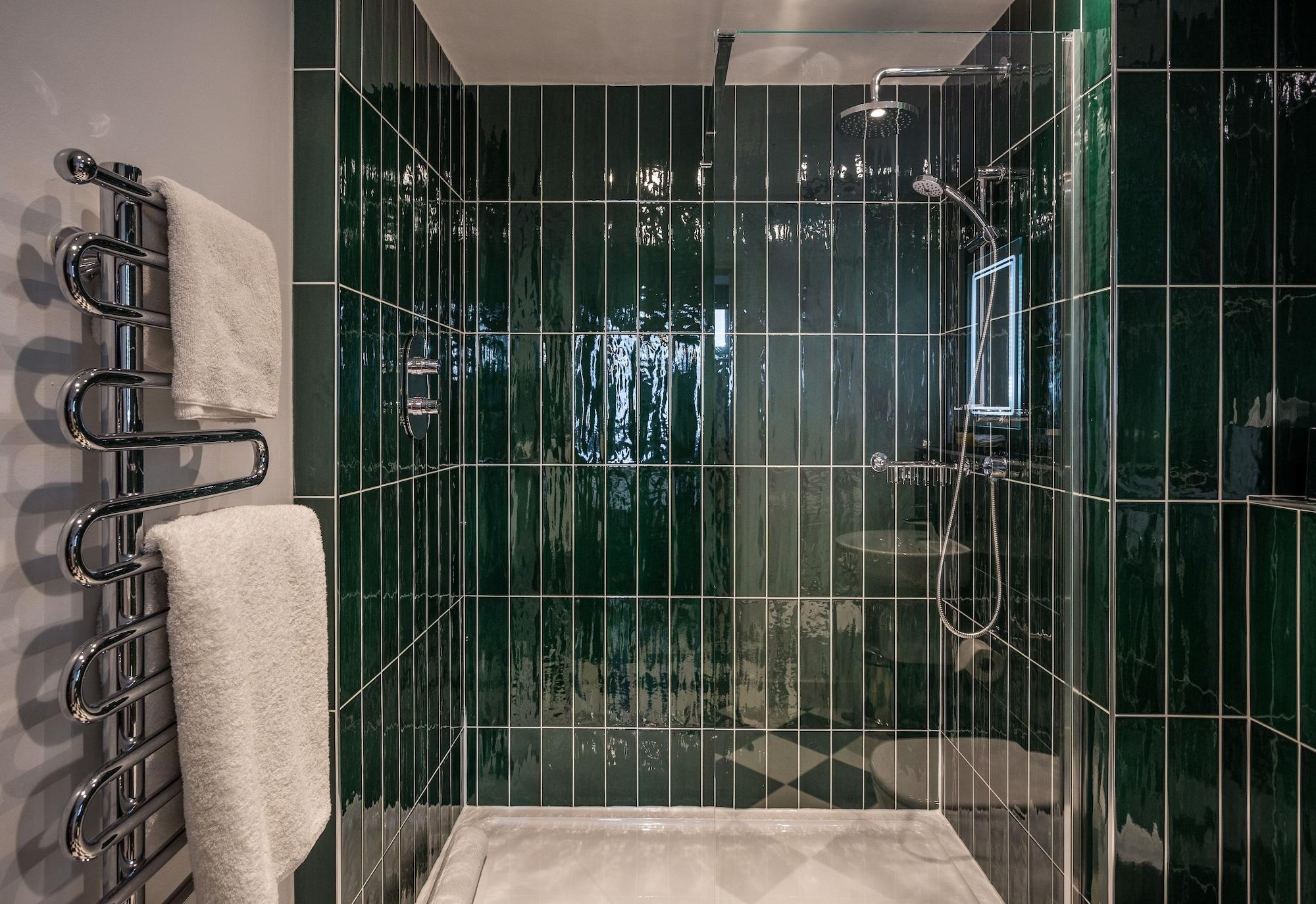 Abode Hotel