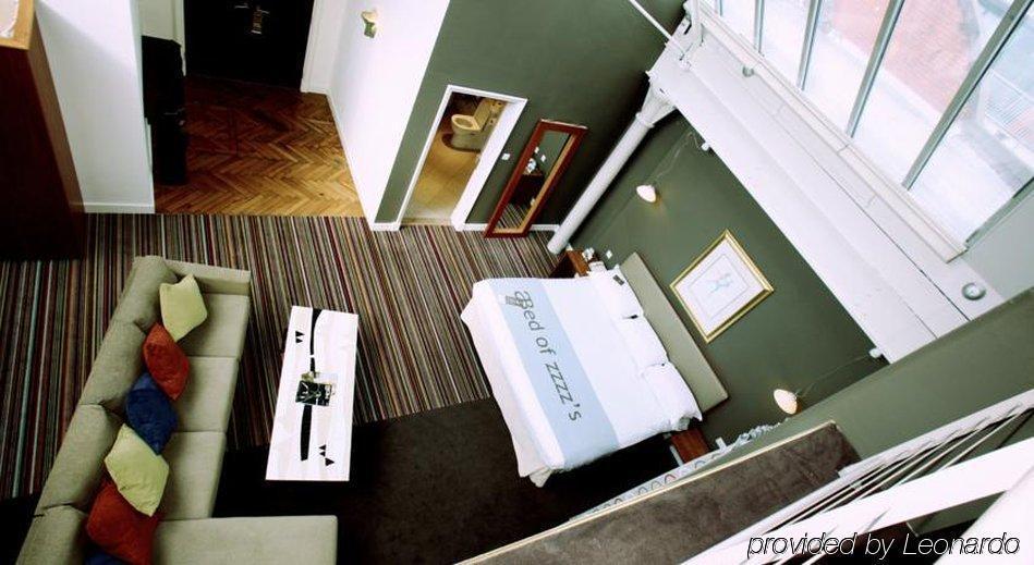 Abode 4*